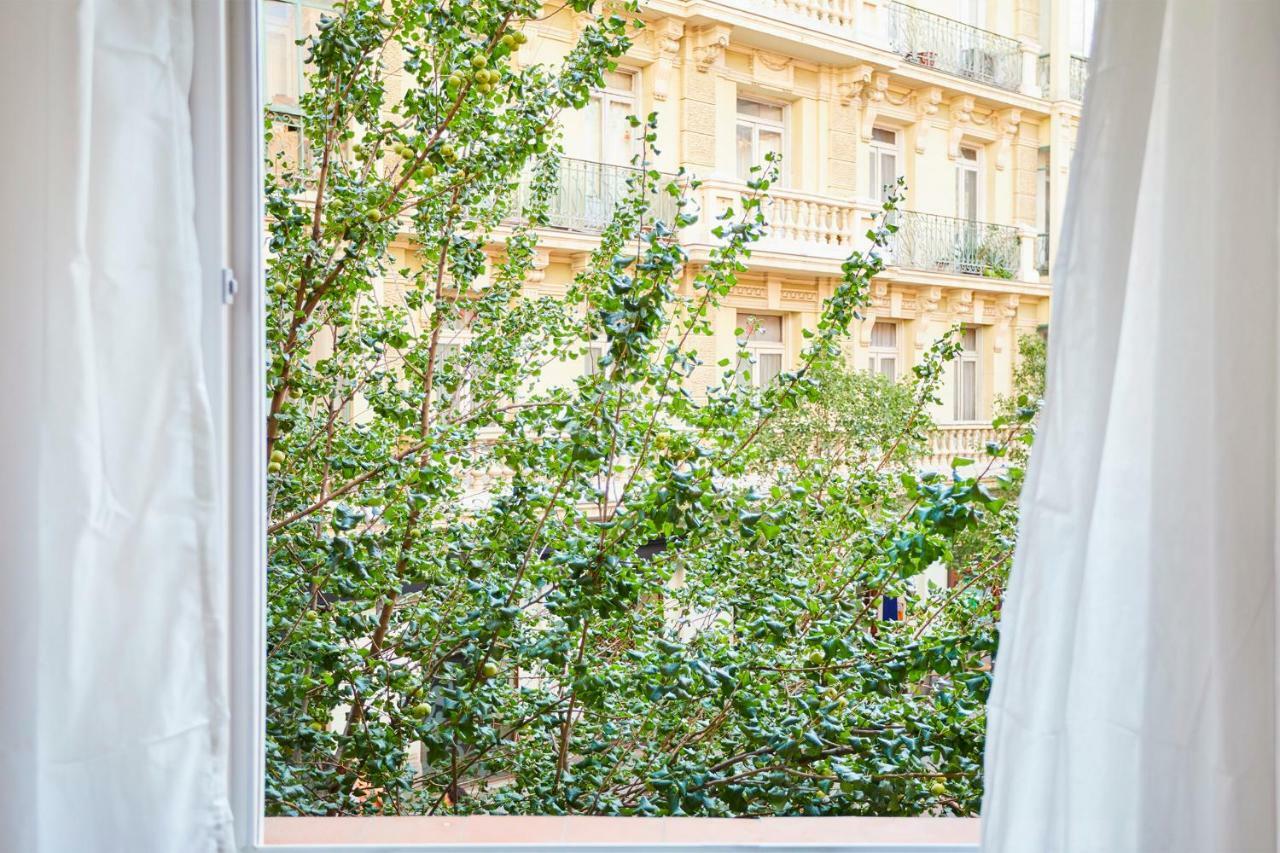 Royal Palace Boutique Apartment Мадрид Екстериор снимка